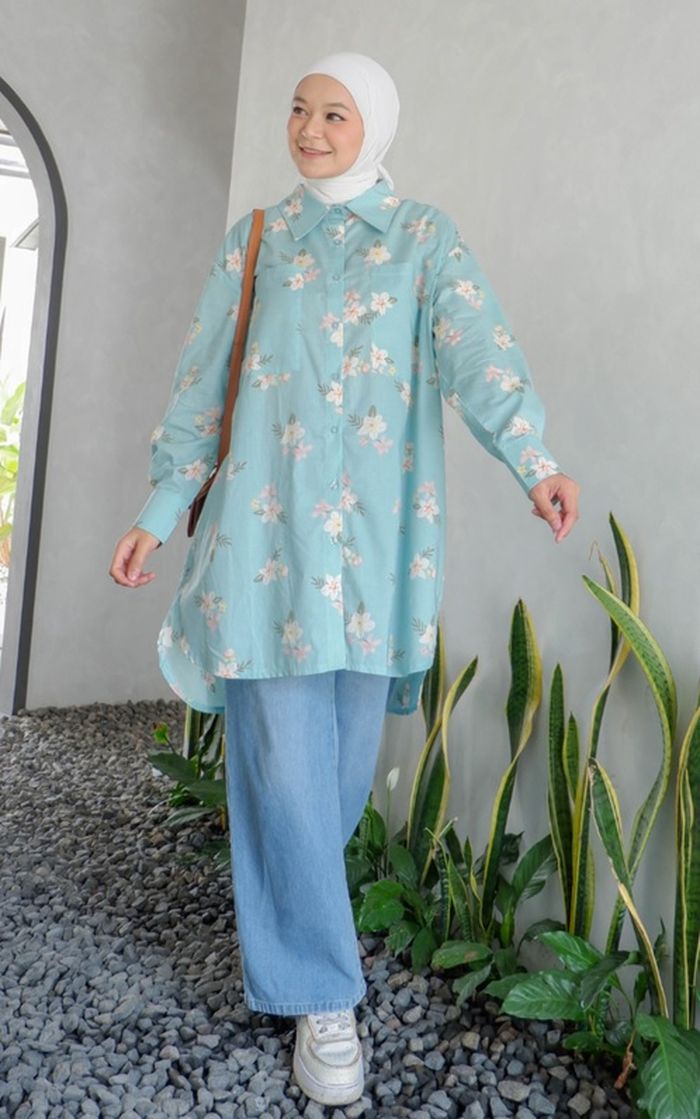 Tren Hijab 2023, Tren Model Tunik Hijab dari Tunik Motif Hingga Tunik Oversize Stylo