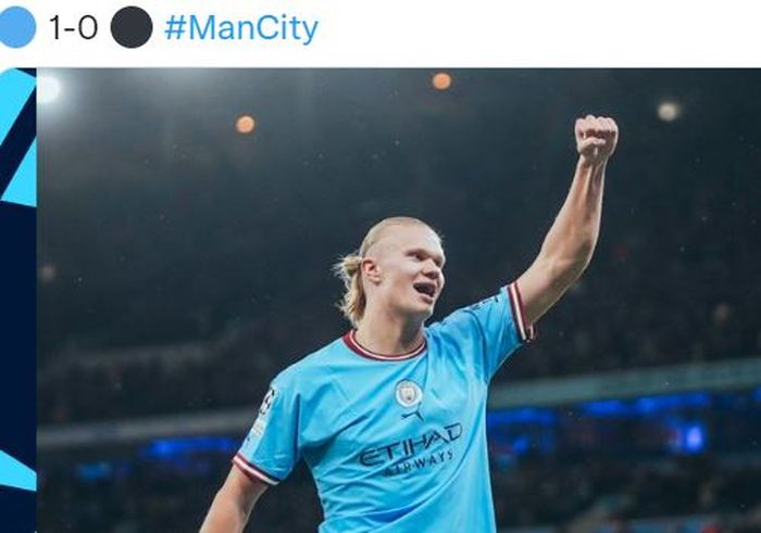 Striker Manchester City, Erling Haaland, merayakan gol ke gawang Copenhagen dalam laga Grup G Liga Champions di Stadion Etihad, Rabu (5/10/2022).