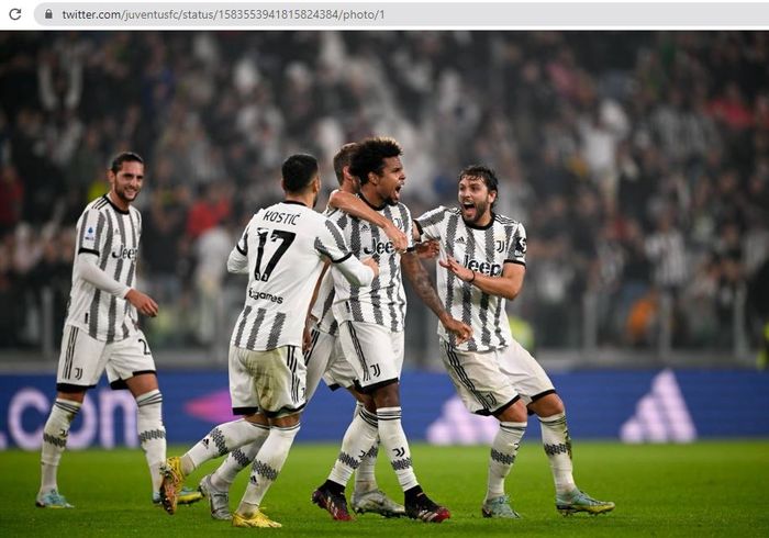 Para pemain Juventus merayakan gol Weston McKennie ke gawang Empoli dalam matchday 11 Liga Italia 2022-2023 di Allianz Stadium, Jumat (21/10/2022).