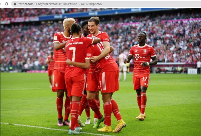 Para pemain Bayern Muenchen merayakan gol ke gawang FSV Mainz 05 dalam matchday 12 Bundesliga 2022-2023 di Stadion Allianz Arena, Sabtu (29/10/2022).