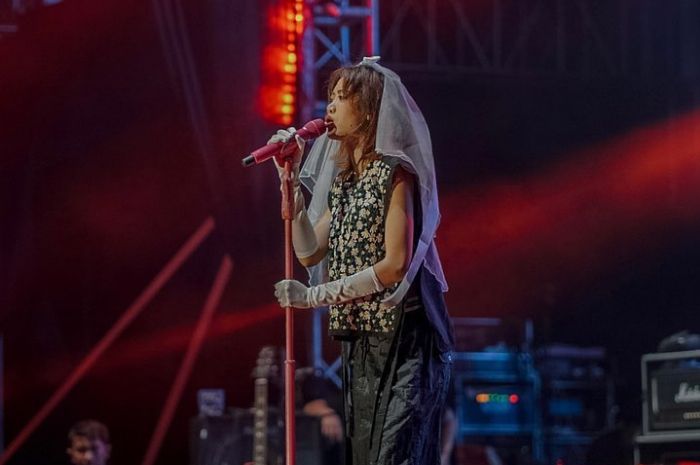 Band Vierratale sukses guncang panggung Projek-D  pada Sabtu (29/10/2022) di De Tjolomadue, Solo.