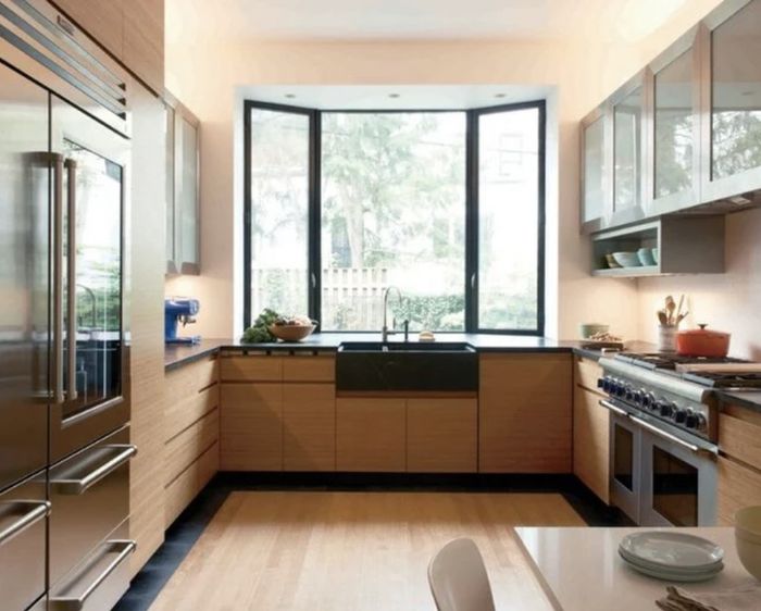Rumah sempit saatnya berdandan. Desain dapur kecil minimalis ini dijamin bikin area masak jadi estetik. Intip 5 foto inspirasinya.
