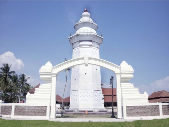 6 Foto Masjid Agung Banten Nan Aesthetic, Tempat Wisata Religi yang