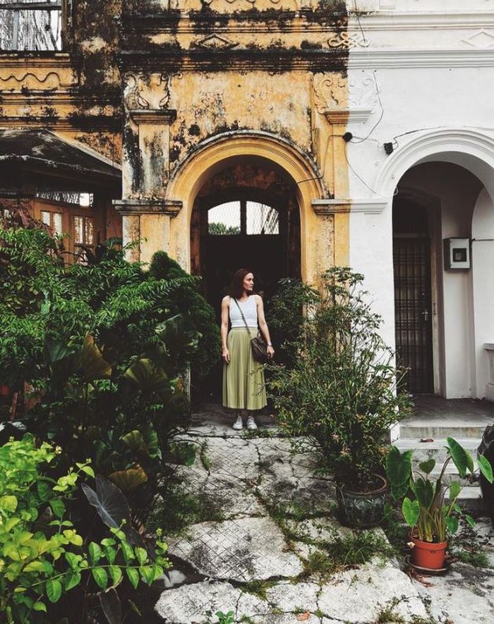 Sosok Adik Ashraf Sinclair