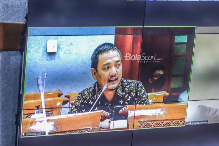 Anggota DPR RI Komisi X, Yoyok Sukawi, sedang memberikan pandangannya dalam rapat di Gedung DPR RI, Jakarta, 8 November 2022.