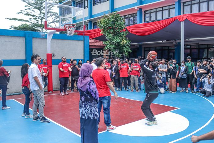 Suasana kemeriahan Ulang Tahun Perbasi dengan mengadakan fun game di SMP 74 Jakarta, 8 November 2022.