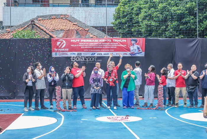 Suasana kemeriahan Ulang Tahun Perbasi di SMP 74 Jakarta, 8 November 2022.