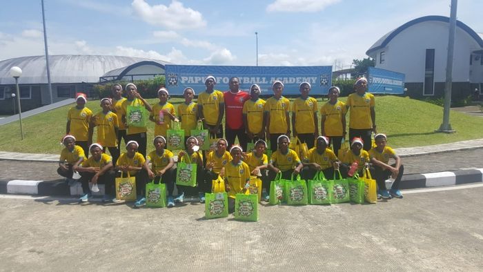 Kegiatan PFA Christmas Charity yang dilakukan Papua Football Academy pada Rabu (7/12/2022).