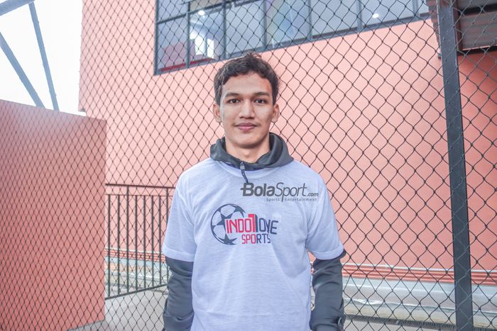 Pemain timnas amputasi Indonesia, Agung Satria, saat ditemui di Sekolah Cikal, Lebak Bulus, Jakarta, 9 Desember 2022.