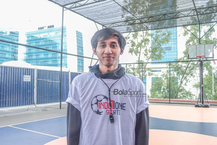 Pelatih timnas amputasi Indonesia sekaligus di Indo Zone Sports, Bayu Guntoro, saat ditemui di Sekolah Cikal,  Lebak Bulus, Jakarta, 9 Desember 2022.