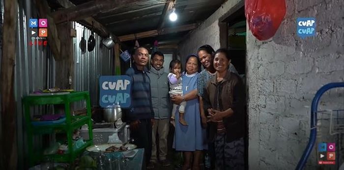 Beda Banget Dari Rumah Rp 75 Miliar Ruben Onsu, Begini Tempat Tinggal Betrand Peto yang Sederhana di NTT.