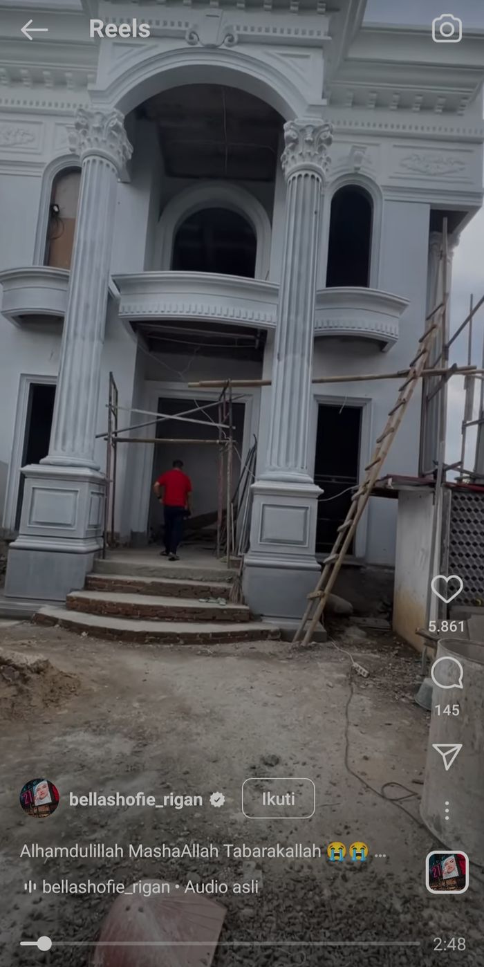 Bella Shofie bangun rumah mewah bak istana