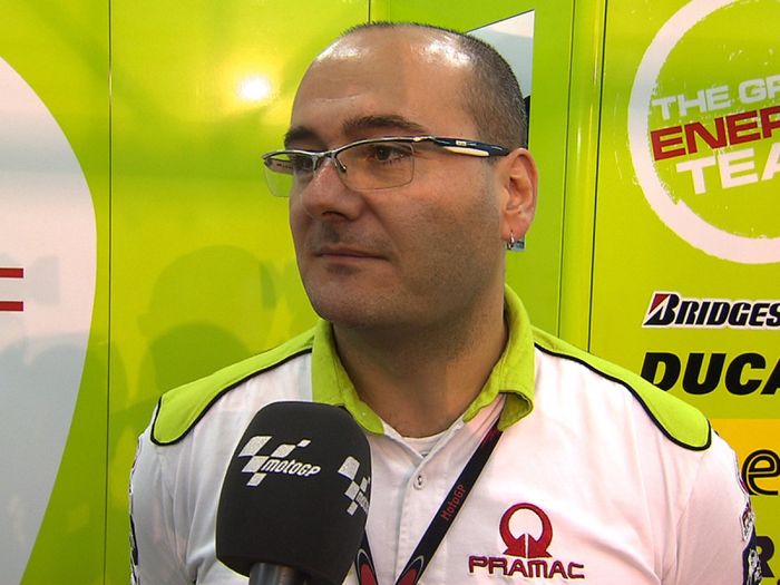 Fabiano Sterlacchini ketika masih menjadi Direktur Teknis di Pramac Racing pada MotoGP 2010