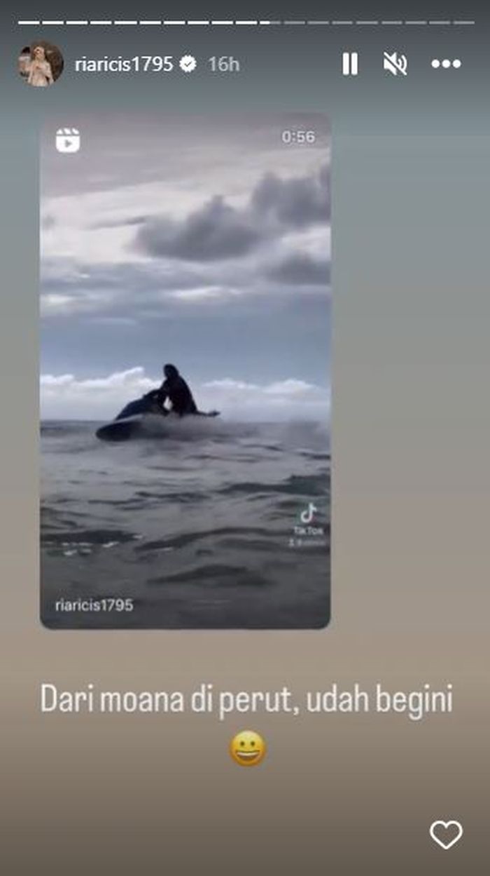 Ria Ricis main jetski sejak Moana masih di rahimnya. 