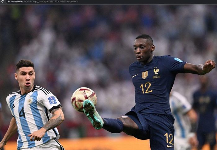 Aksi Randal Kolo Muani saat final Piala Dunia 2022 antara timnas Prancis dengan timnas Argentina,