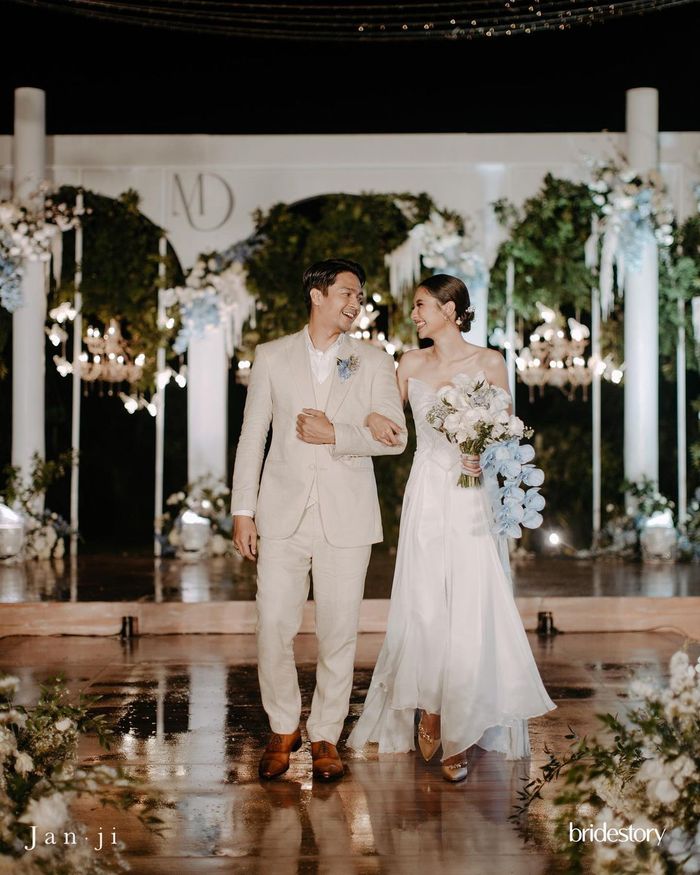 Mikha Tambayong dan Deva Mahenra menikah