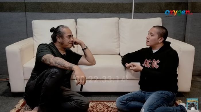 Ressa Herlambang saat menjadi bintang tamu di kanal YouTube Ferdy ELEMENT