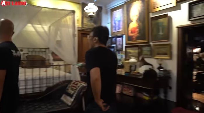 Kamar Ahmad Dhani dan Mulan Jameela.