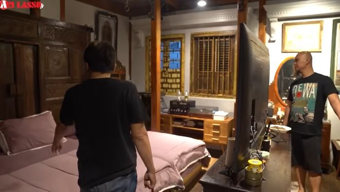 Kamar Ahmad Dhani dan Mulan Jameela.