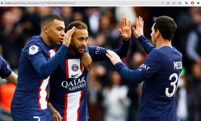 Trio penyerang Paris Saint-Germain (dari kanan ke kiri): Lionel Messi, Neymar Junior, dan Kylian Mbappe.