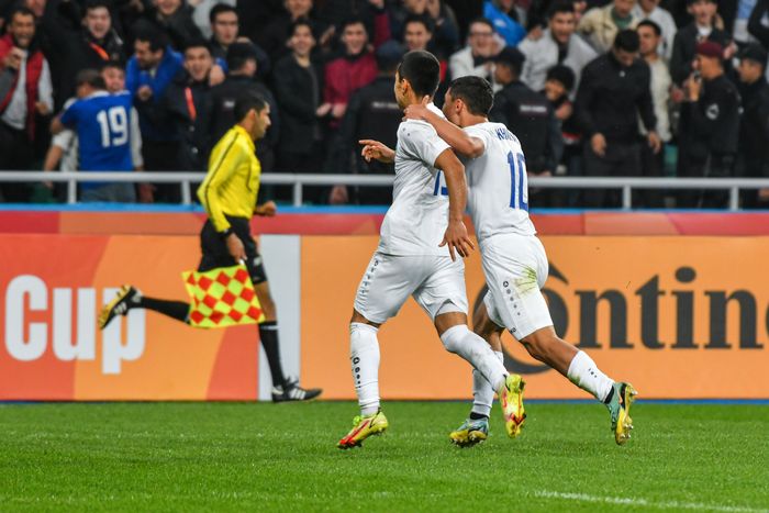 Suasana pertandingan Uzbekistan vs Australia di babak perempat final Piala Asia U-20 2023