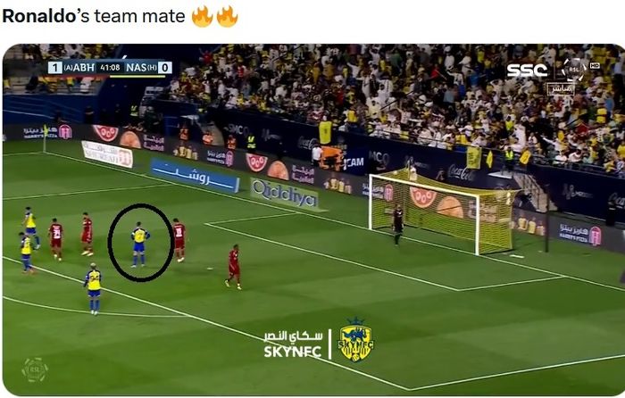 Cristiano Ronaldo bertolak pinggang usai tak diberi umpan.