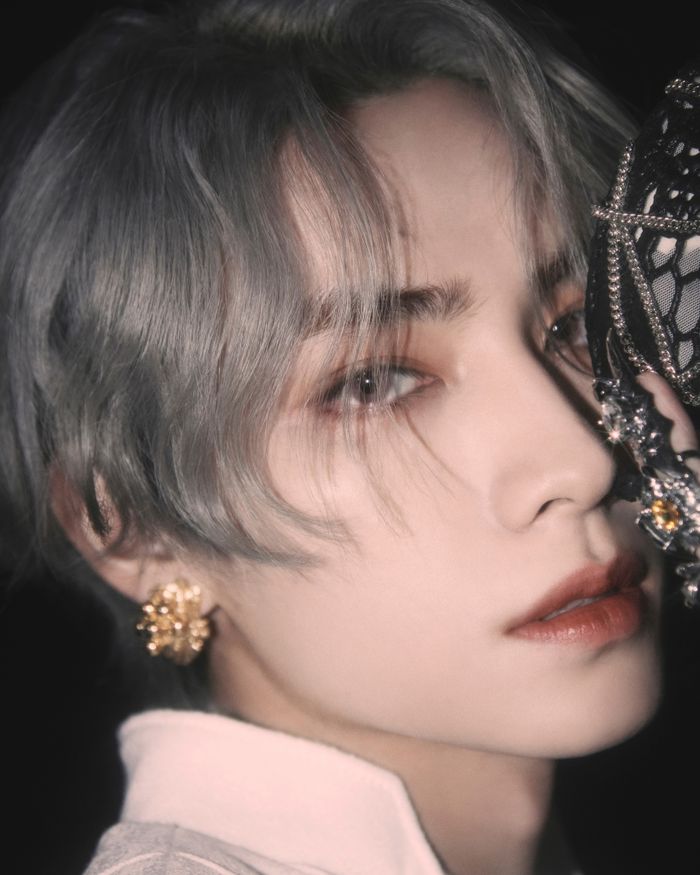 Profil member WayV: Xiao Jun.