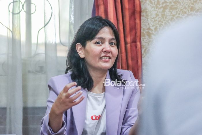 Wakil Ketua PSSI 2, Ratu Tisha, saat wawancara eksklusif di kawasan Jakarta Selatan, Sabtu (1/4/2023).
