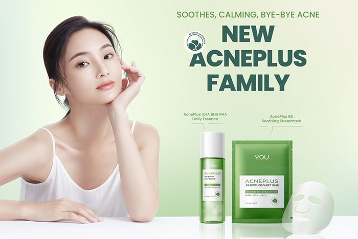 Rangkaian YOUr Acne Solution dari YOU Beauty untuk mengatasi masalah jerawat.
