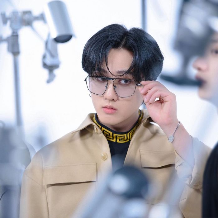 Mungil Berbakat, 8 Idol KPop Cowok dengan Tinggi Badan di Bawah 170 cm