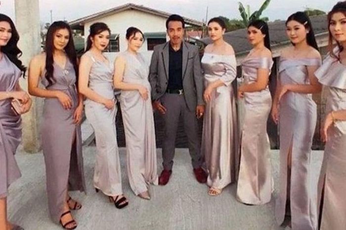 Pria asal Thailand bersama delapan istri cantik