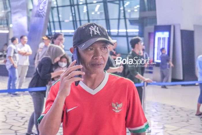 Ayah Beckham Putra Nugraha, Budi Nugraha, saat ditemui di Bandara Soekarno Hatta, Tangerang, Banten, Kamis (18/5/2023) malam.