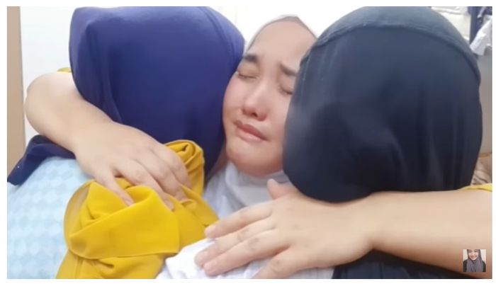 Perpisahan TKW yang dipulangkan majikan karena sabun dan sampo