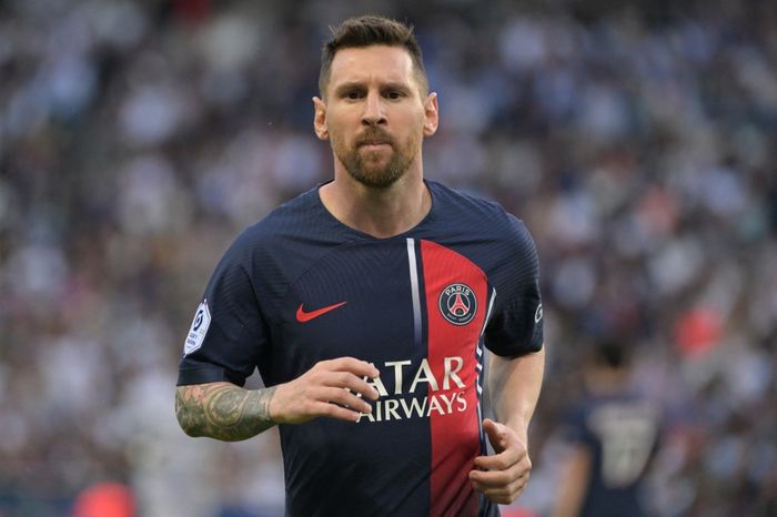 Lionel Messi kabarnya ingin pulang ke Barcelona.