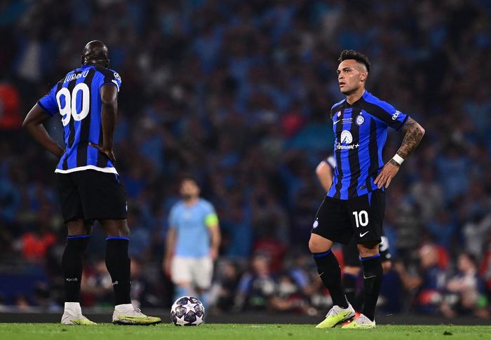 Inter Milan menyusul dua wakil Italia, AS Roma dan Fiorentina, yang lebih dulu takluk di final Liga Europa dan Conference League usai takluk dari Manchester City di final Liga Champions 2022-2023.