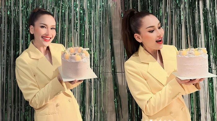 Perubahan bibir Ayu Ting Ting disorot efek make up atau filler