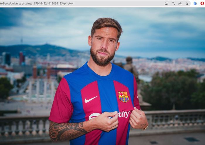 Inigo Martinez resmi menjadi bek tengah baru Barcelona dengan durasi kontrak dua tahun hingga 30 Juni 2025.