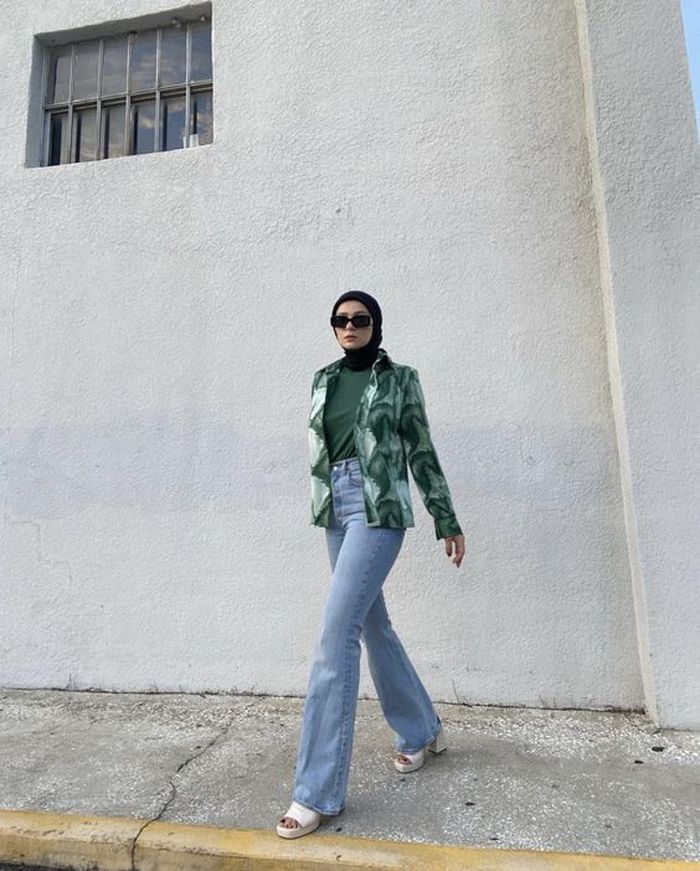 Ide Outfit Celana Cutbray Hijab ala Selebgram yang Bisa Kamu Tiru Stylo