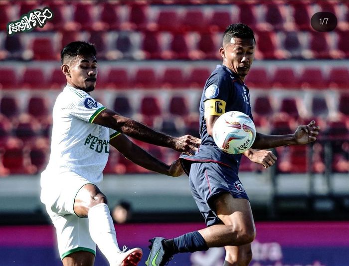 Suasana pertandingan Arema FC versus Persikabo 1973 pada laga pekan ke-10 Liga 1 2023/2024 di Stadion Kapten I Wayan Dipta, Gianyar, Bali, Senin (28/8/2023).