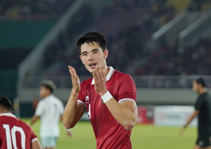 Bek timnas U-23 Indonesia, Elkan Baggott, melakukan selebrasi setelah mencetak gol ke gawang timnas U-23 Taiwan, Sabtu (9/9/2023).