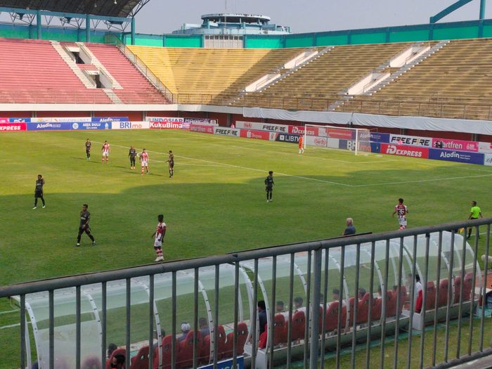 Mario Gomez sudah terlihat memimpin Bhayangkara FC saat kalah 1-2 dari Persis Solo di Stadion Maguwoharjo, Sleman, Minggu (29/10/2023).