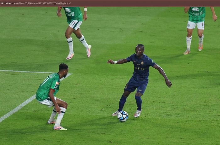 Aksi Sadio Mane dalam laga Al Nassr vs Al Ettifaq pada babak 16 besar King's Cup 2023-2024 di Stadion Al Awwal Park, Selasa (31/10/2023).