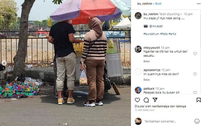 Terlihat beberapa foto mirip Gunawan Dwi Cahyo sedang jalan dengan wanita berhijab.