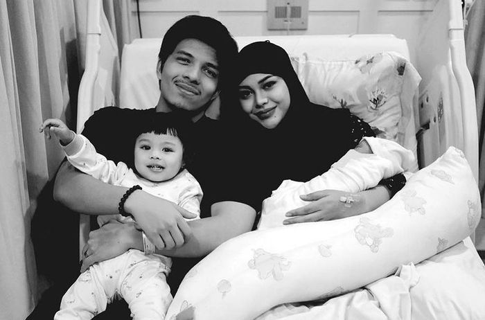 Atta Halilintar, Aurel Hermansyah, Ameena dan Azura
