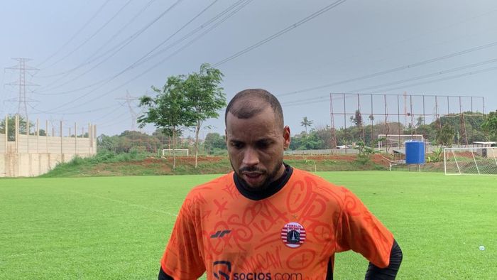 Gustavo Almeida seusai latihan Persija di Nirwana Park, Sawangan, Senin (20/11/2023).