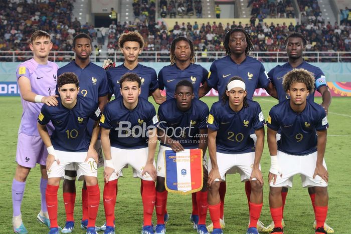 Kesebelasan Timnas U-17 Prancis, saat menghadapi Mali pada babak Semifinal Piala Dunia U-17 2023 di Stadion Manahan, Surakarta, Selasa (28/11/2023).
