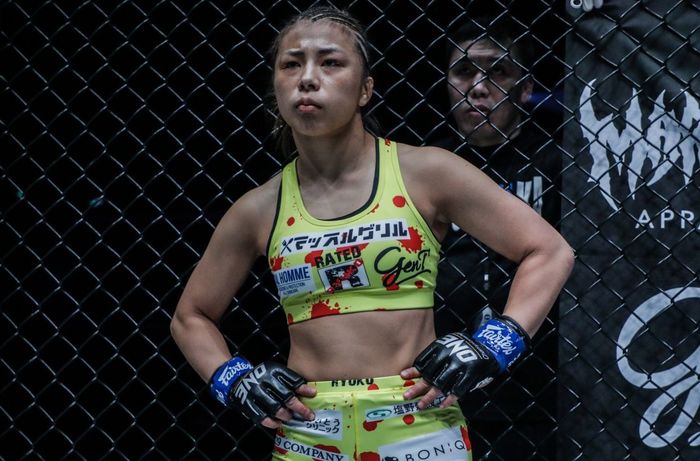 Mantan penantang sabuk emas kelas jerami perempuan MMA ONE Championship, Ayaka Miura.