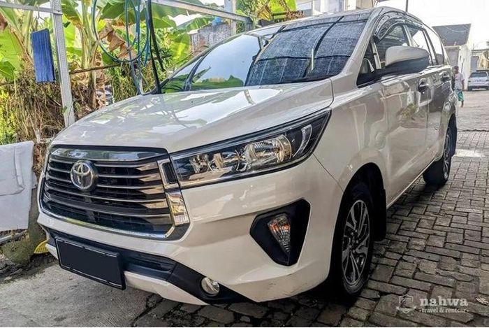 Nahwa Travel menyediakan armada yang lengkap, mulai dari mobil keluarga hingga mobil minibus 