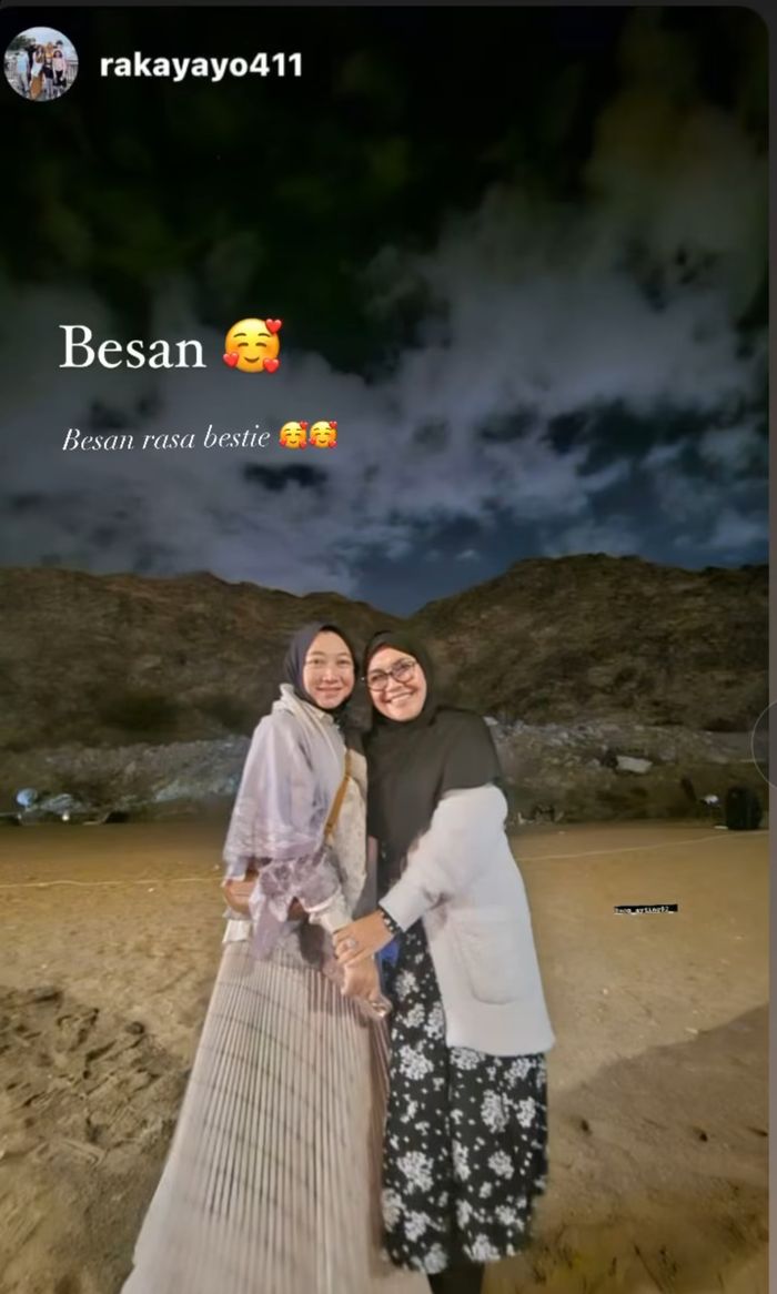 Calon ibu mertua Ayu Ting Ting dan Umi Kalsum