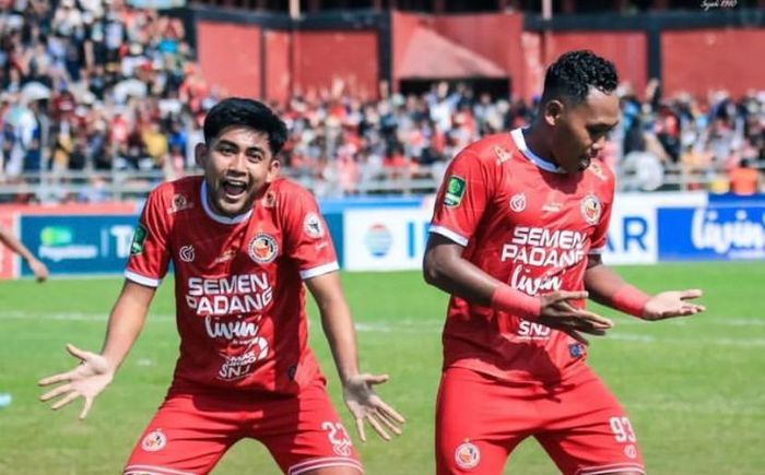 Semen Padang vs Malut United pada laga semifinal leg II Liga 2 2023/2024 di Stadion H. Agus Salim, Padang, Sumatra Barat, Kamis (29/2/2024